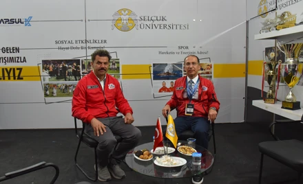 Rektör Yılmaz, TEKNOFEST Adana’da öğrencilerle buluştu